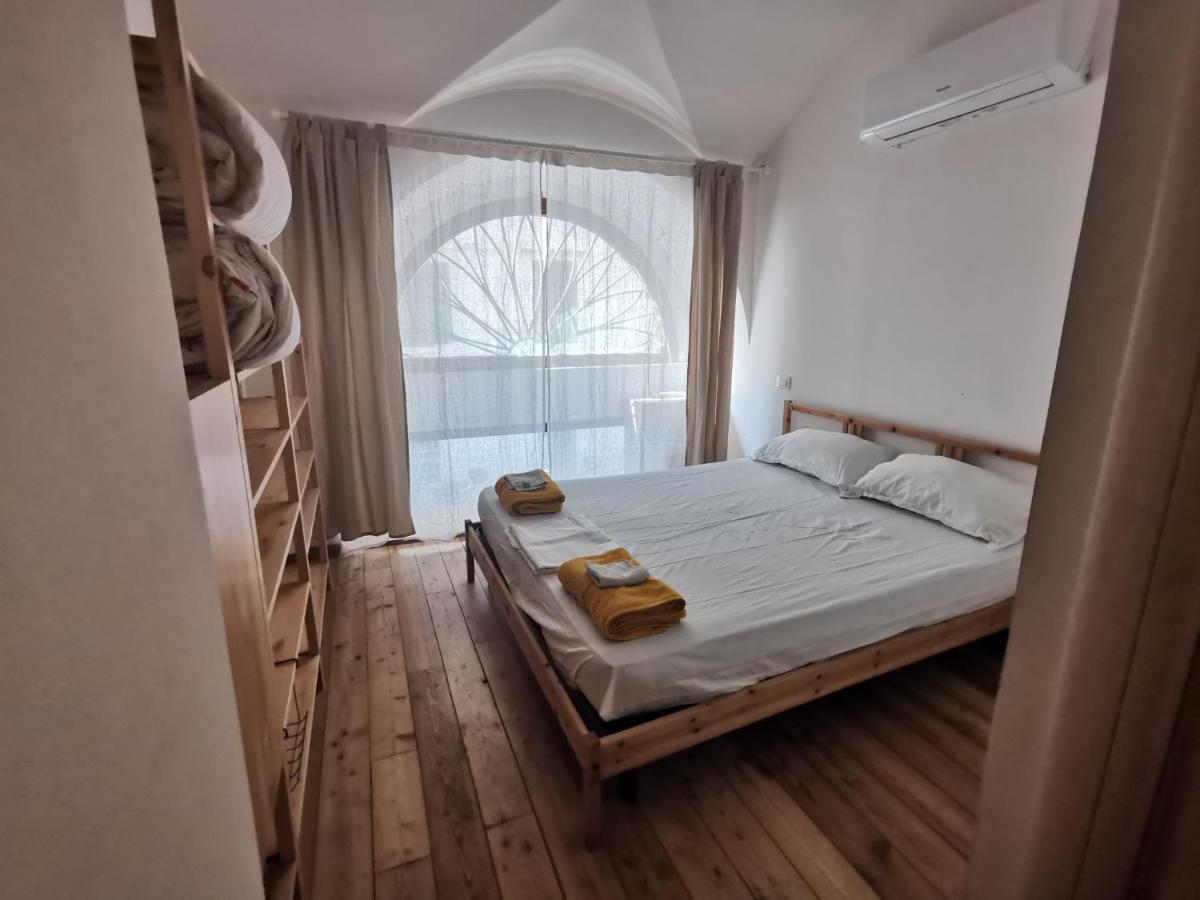 Da Lella City Centre Appartement Triëst Buitenkant foto