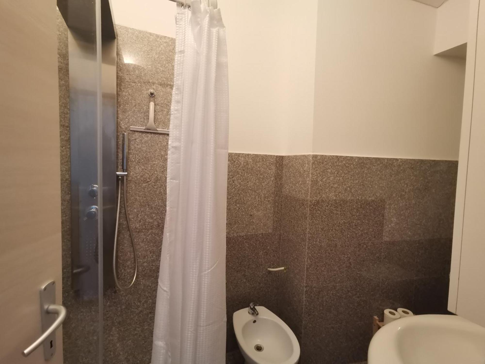 Da Lella City Centre Appartement Triëst Kamer foto